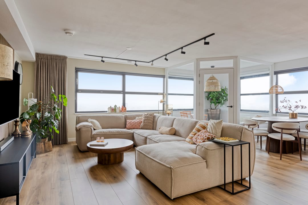 Foto 2 van Winkelcentrum Woensel 198