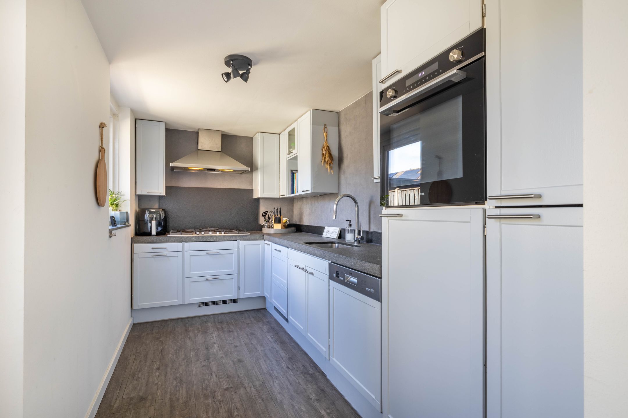 Photo 12 of De Valk 24