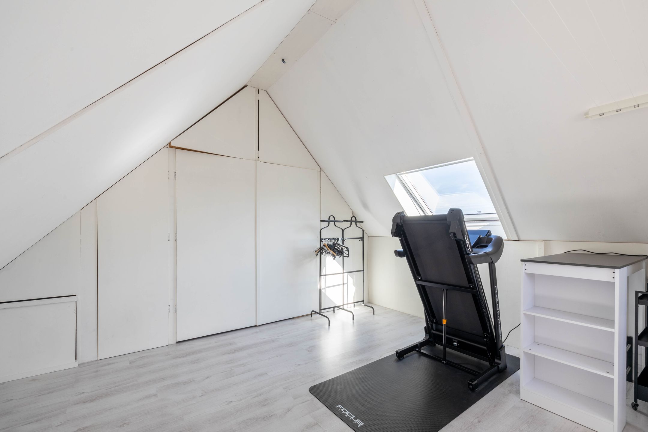 Photo 21 of De Valk 24