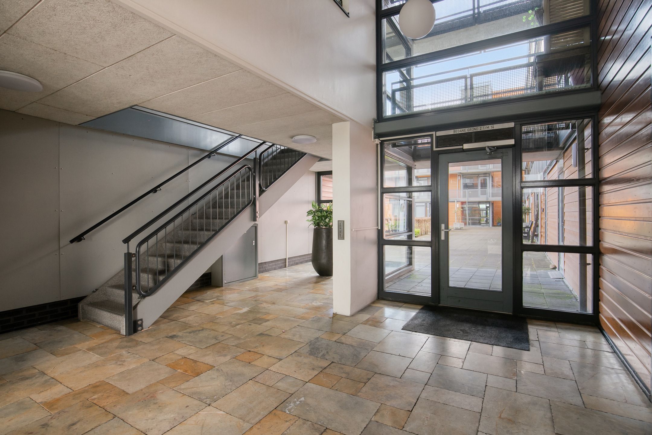 Foto 9 van Waterviolier 14