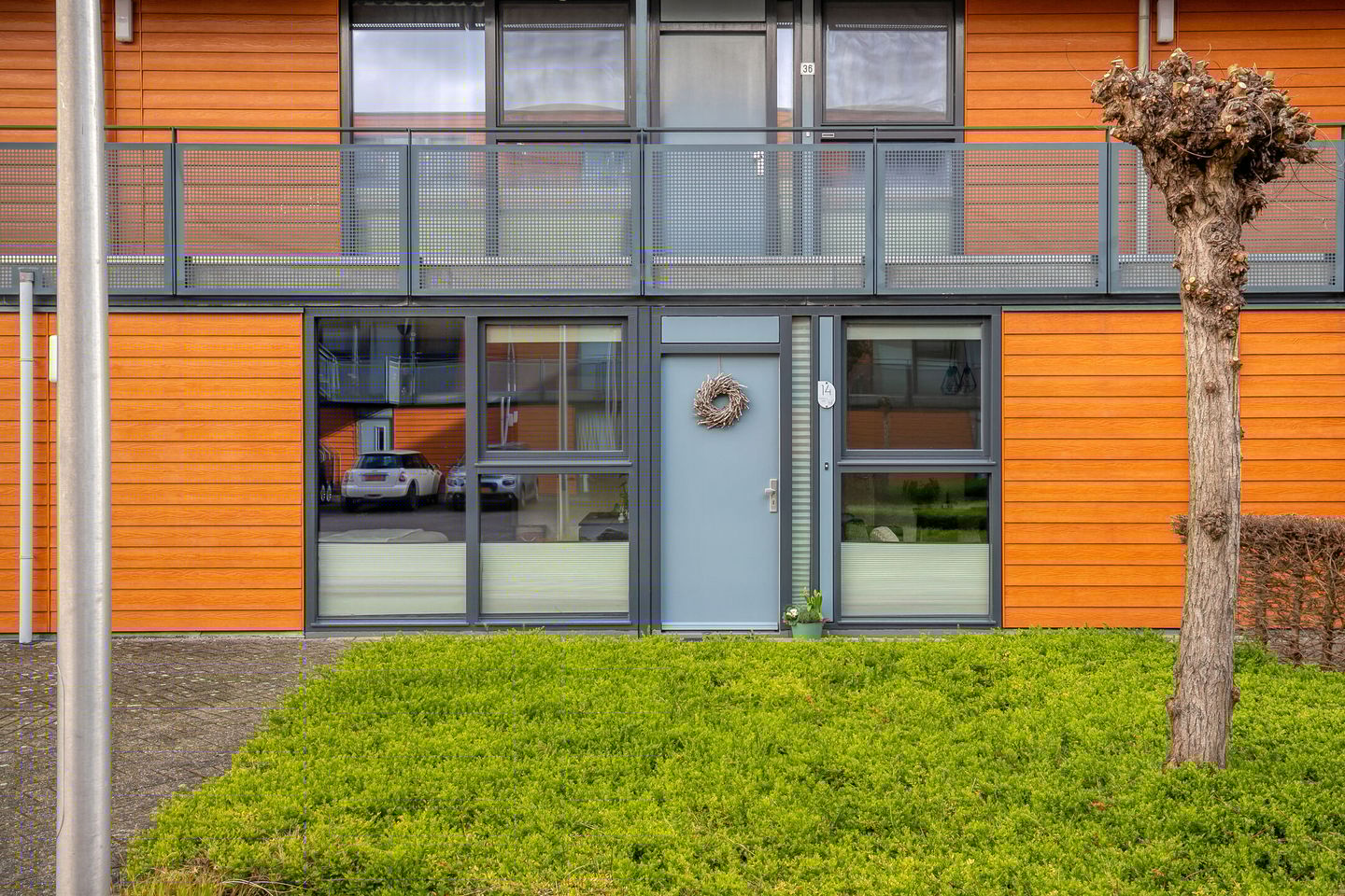 Foto 10 van Waterviolier 14