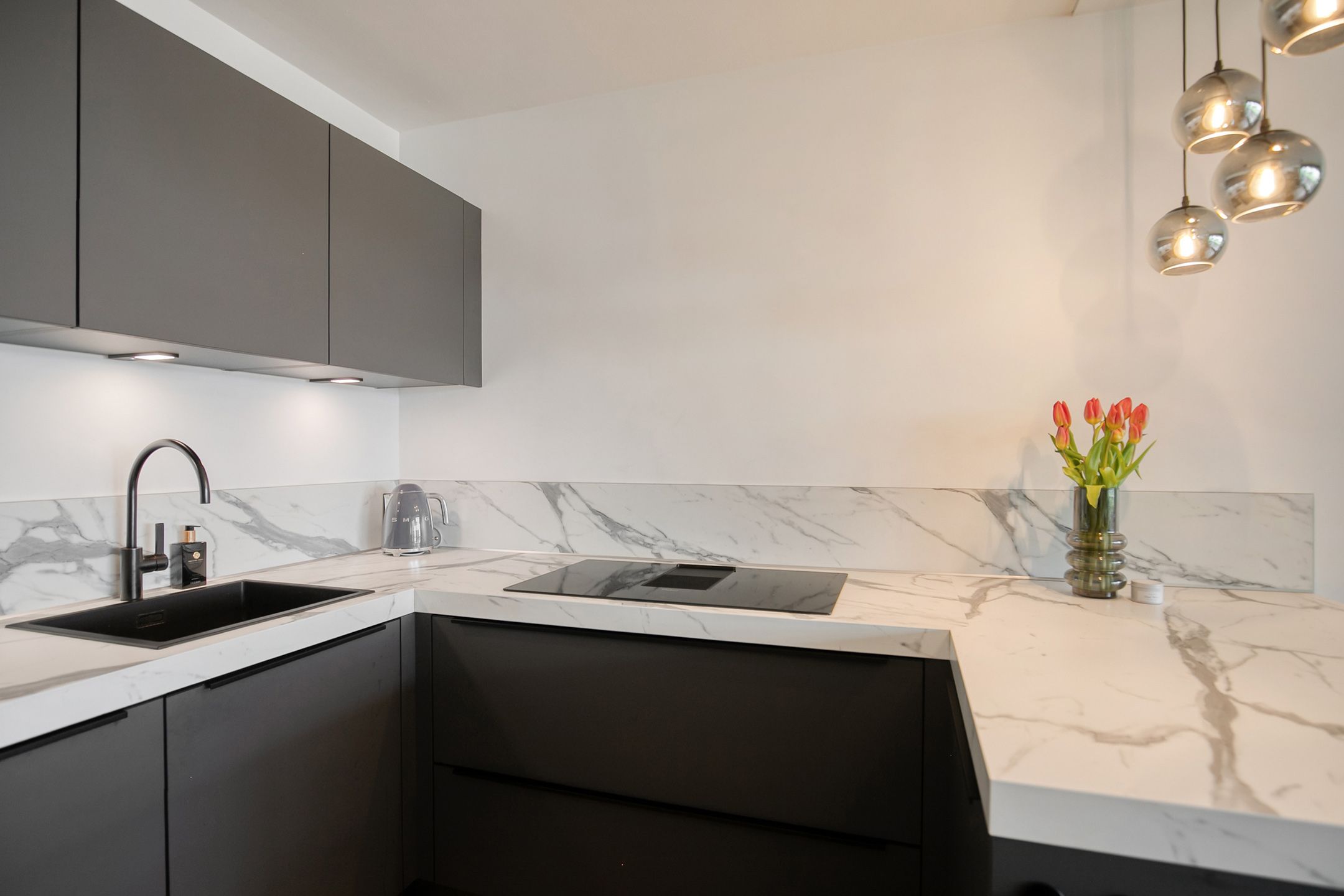 Foto 30 van Waterviolier 14