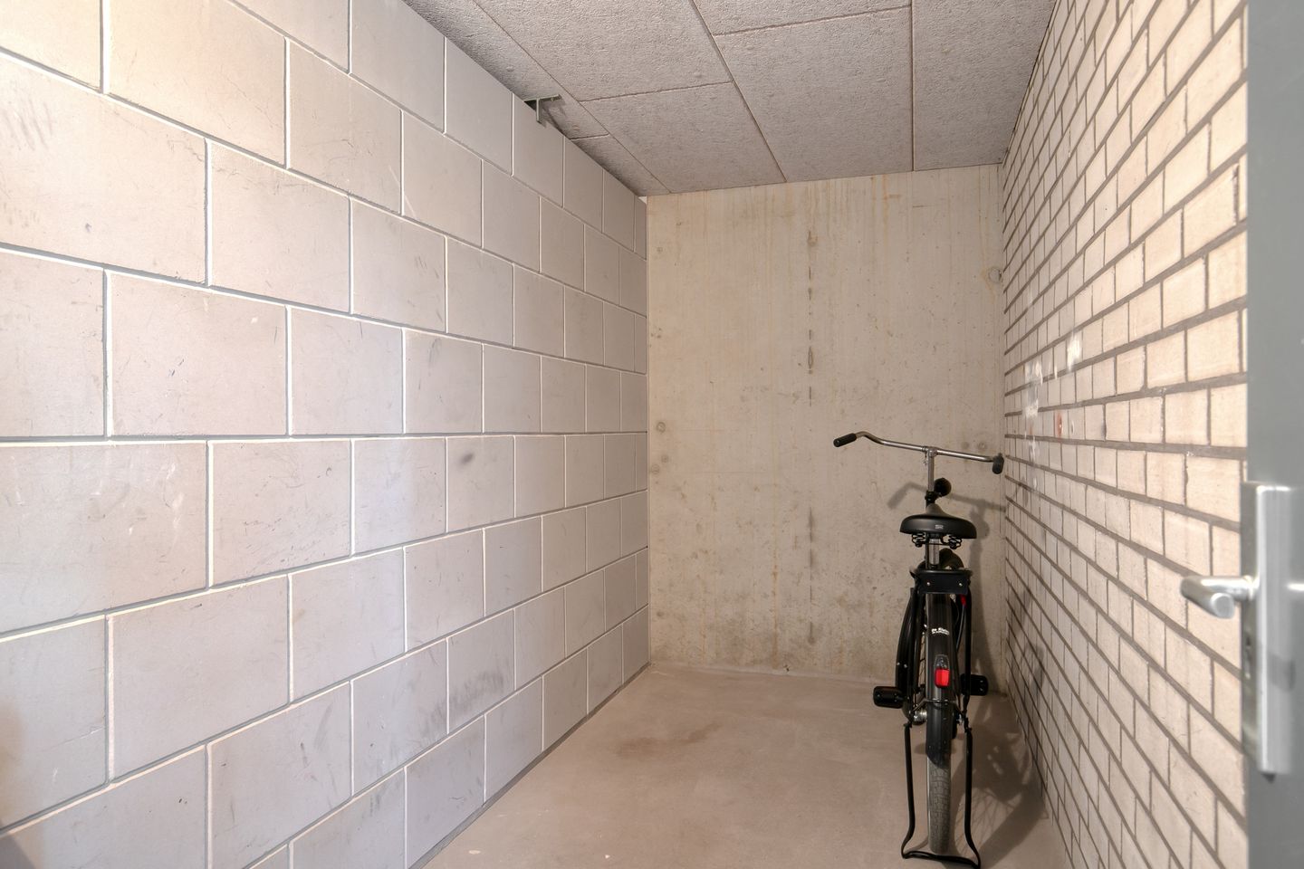 Foto 40 van Waterviolier 14