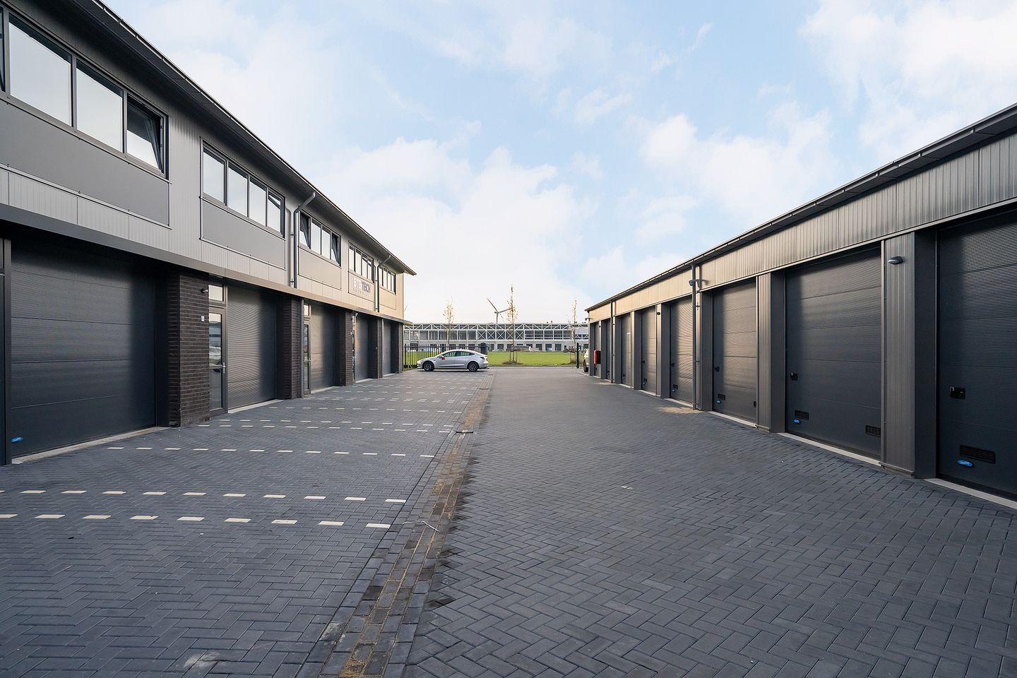 View photo 3 of Dirk Verheulweg 42