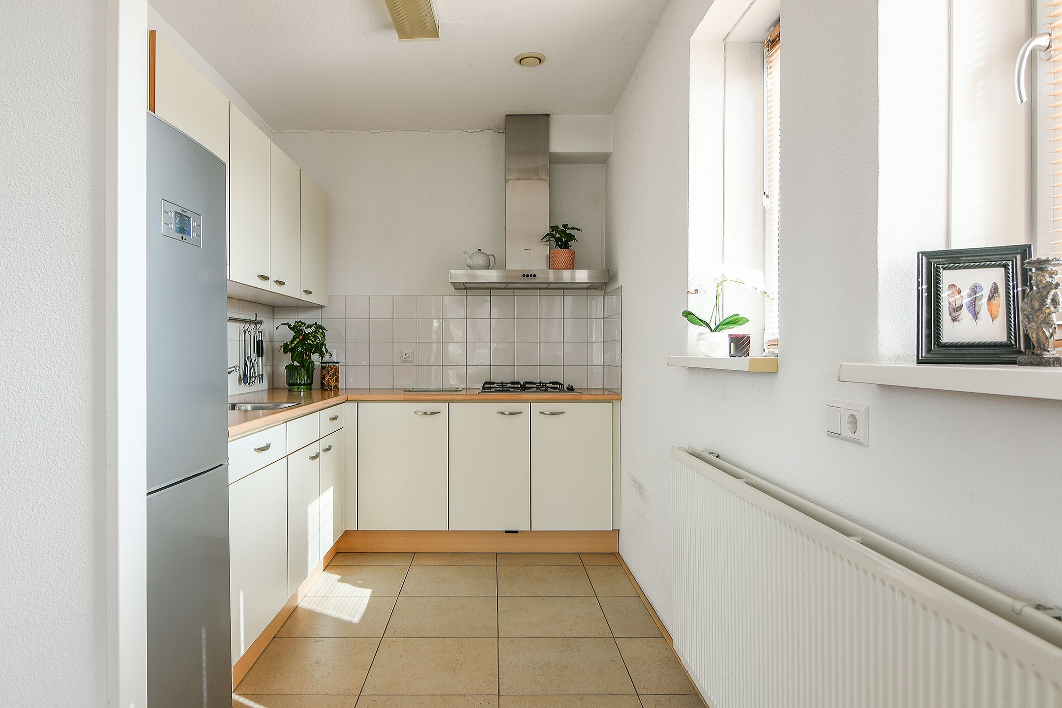 Spacious corner apartment with 3 bedrooms and private parking in Floriande West — 14