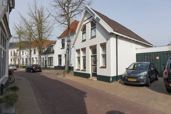 Photo 2 of Notenboomstraat 8