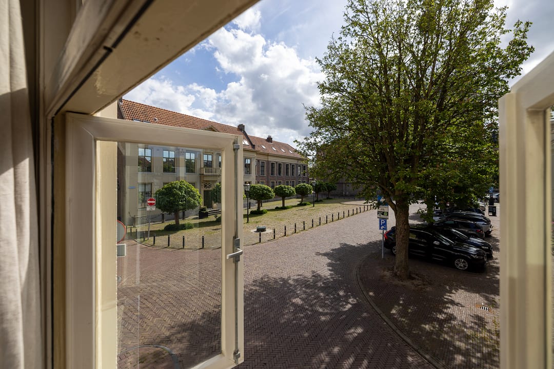 Photo 22 of Voorstraat 1