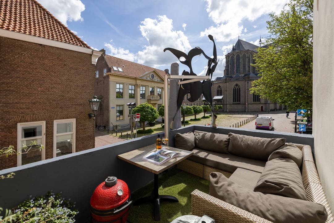 Photo 31 of Voorstraat 1
