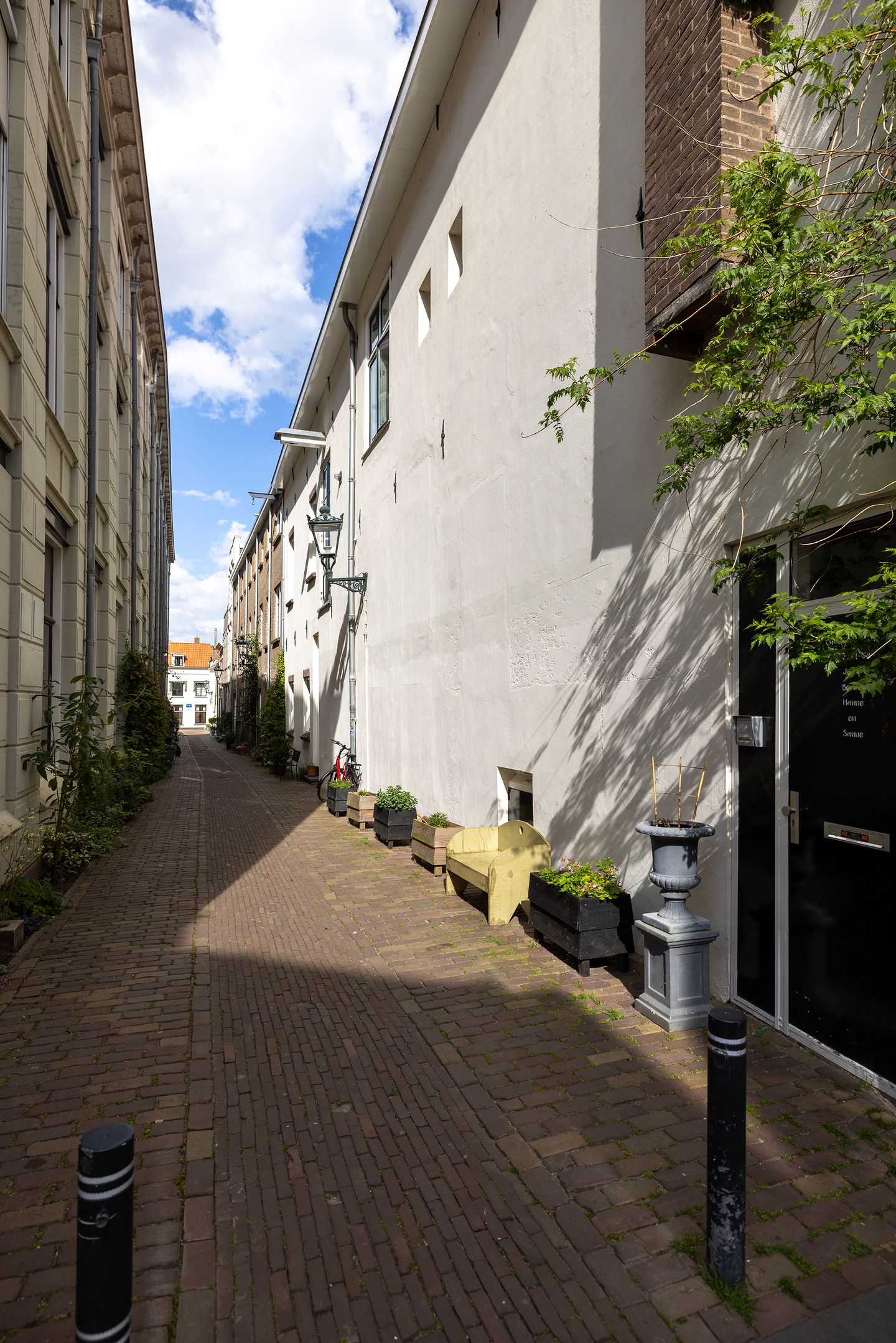Photo 49 of Voorstraat 1