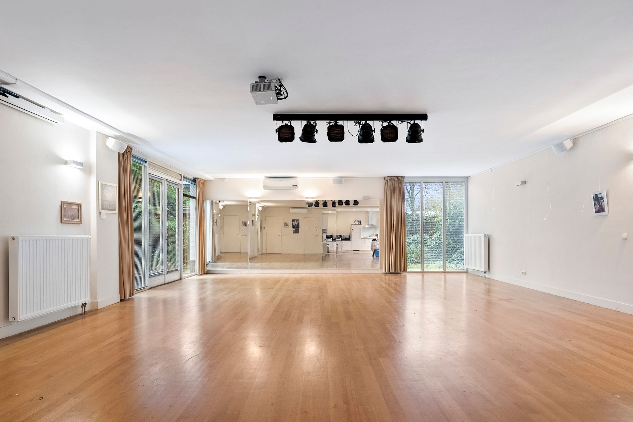 Foto 6 van 1e Poellaan 68