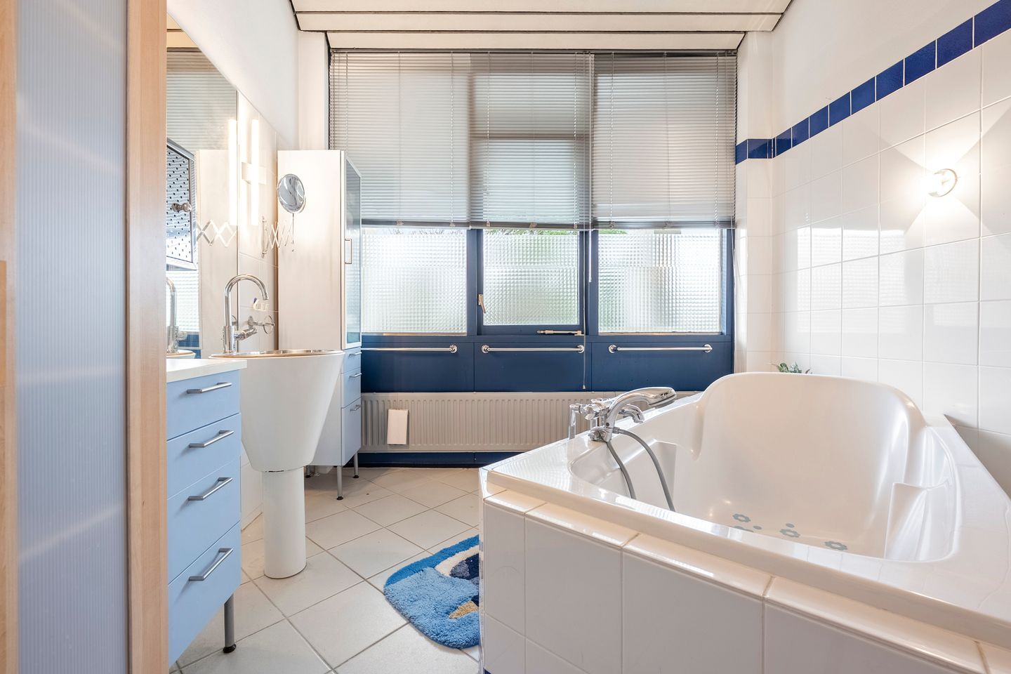 Foto 35 van 1e Poellaan 68