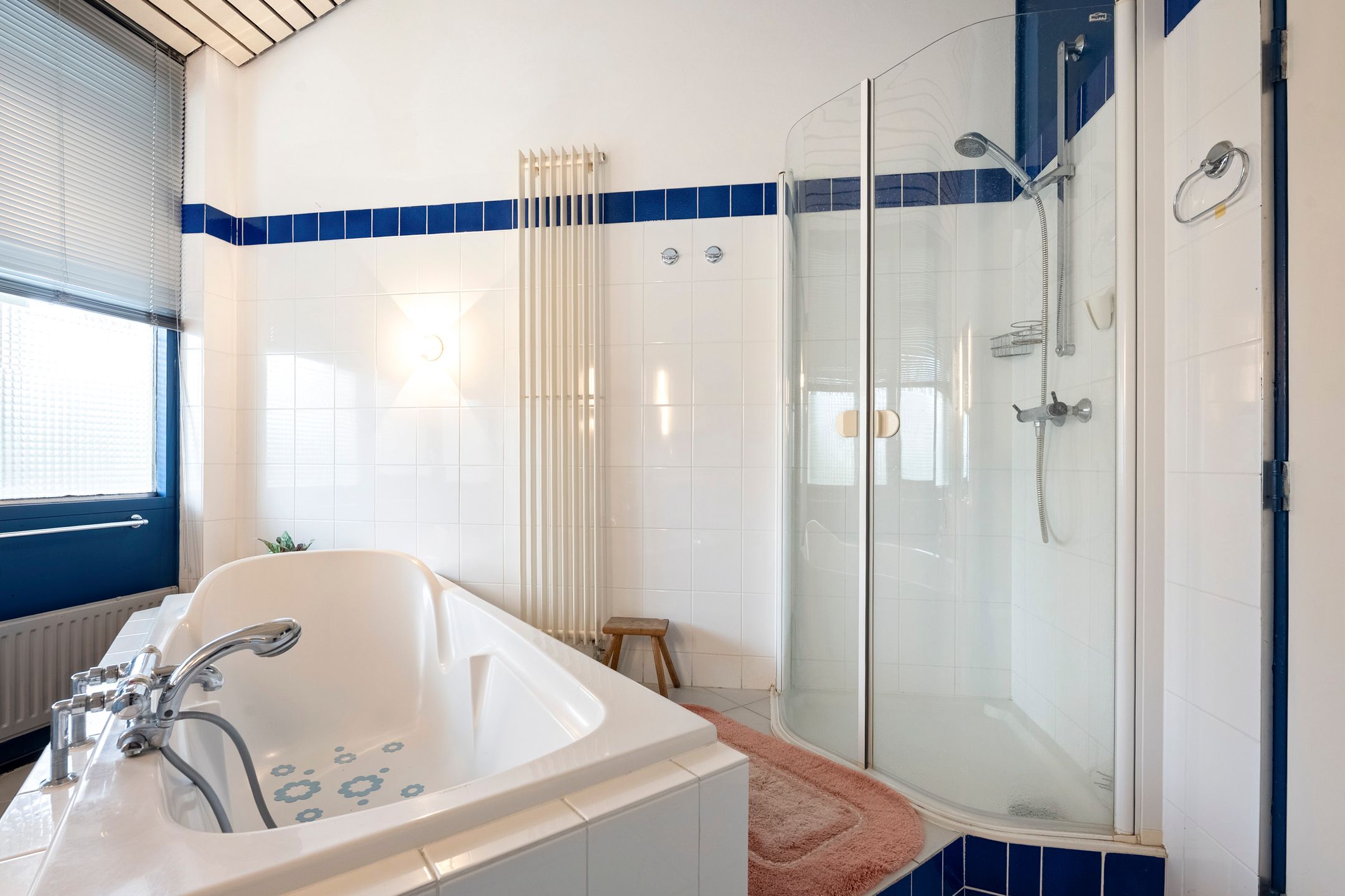 Foto 36 van 1e Poellaan 68