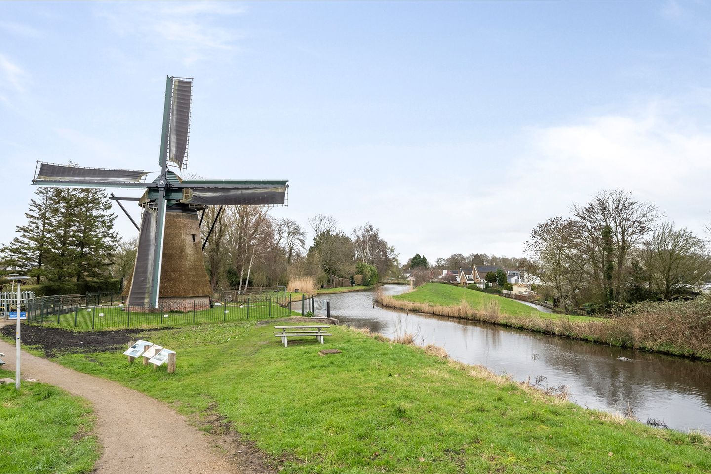 Foto 49 van 1e Poellaan 68