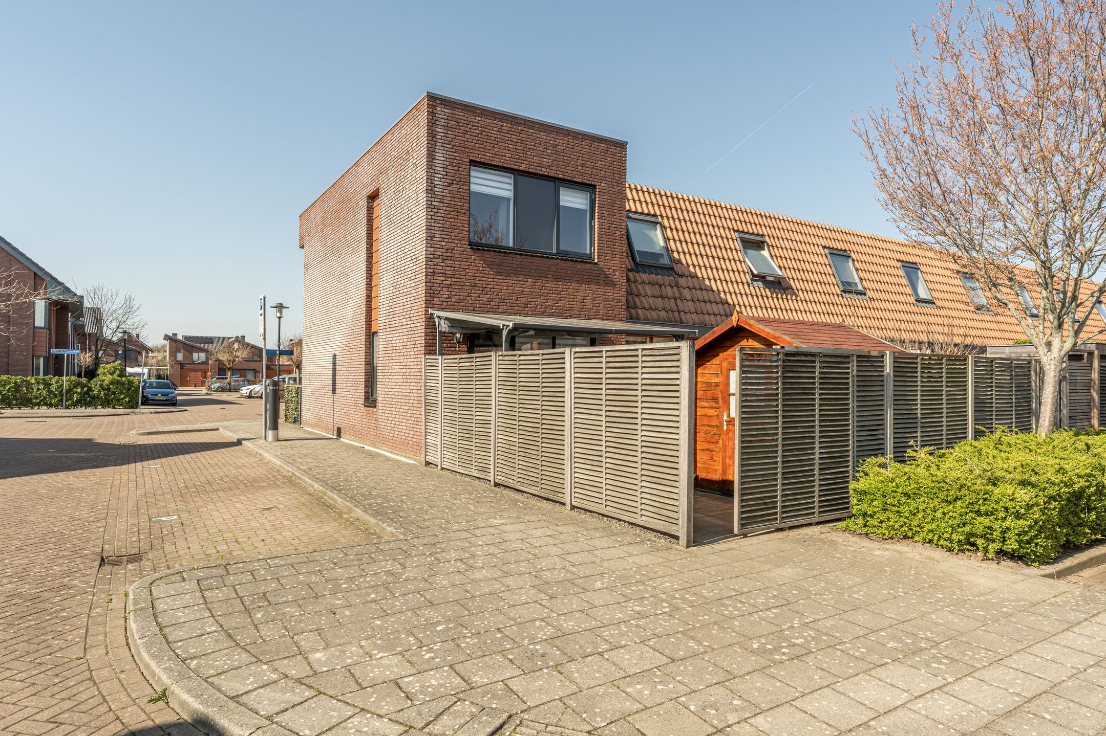 Foto 24 van Opper Van Treurenstraat 56