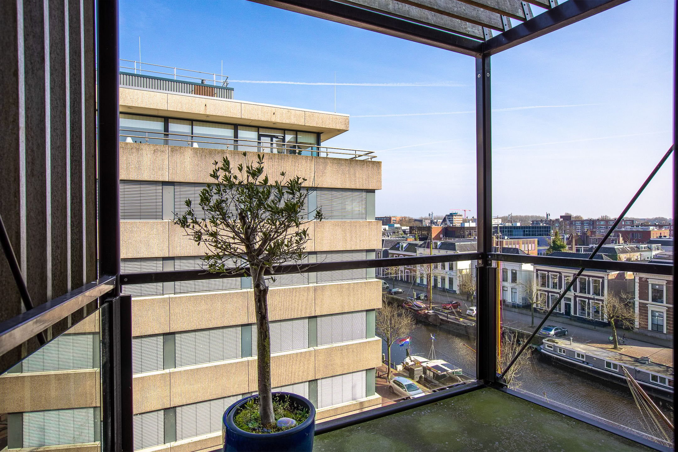 Foto 36 van Zuiderstraat 22