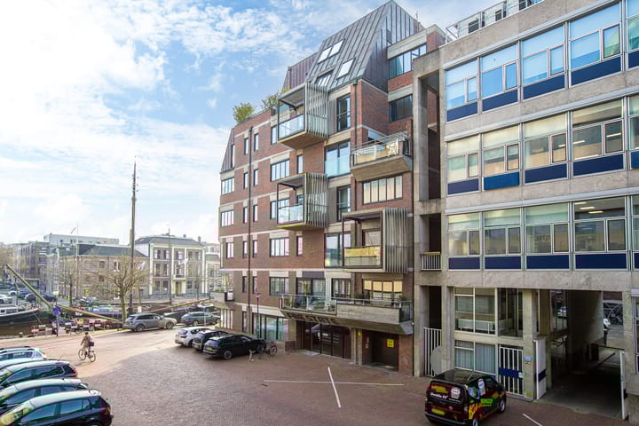 Photo 4 of Zuiderstraat 22