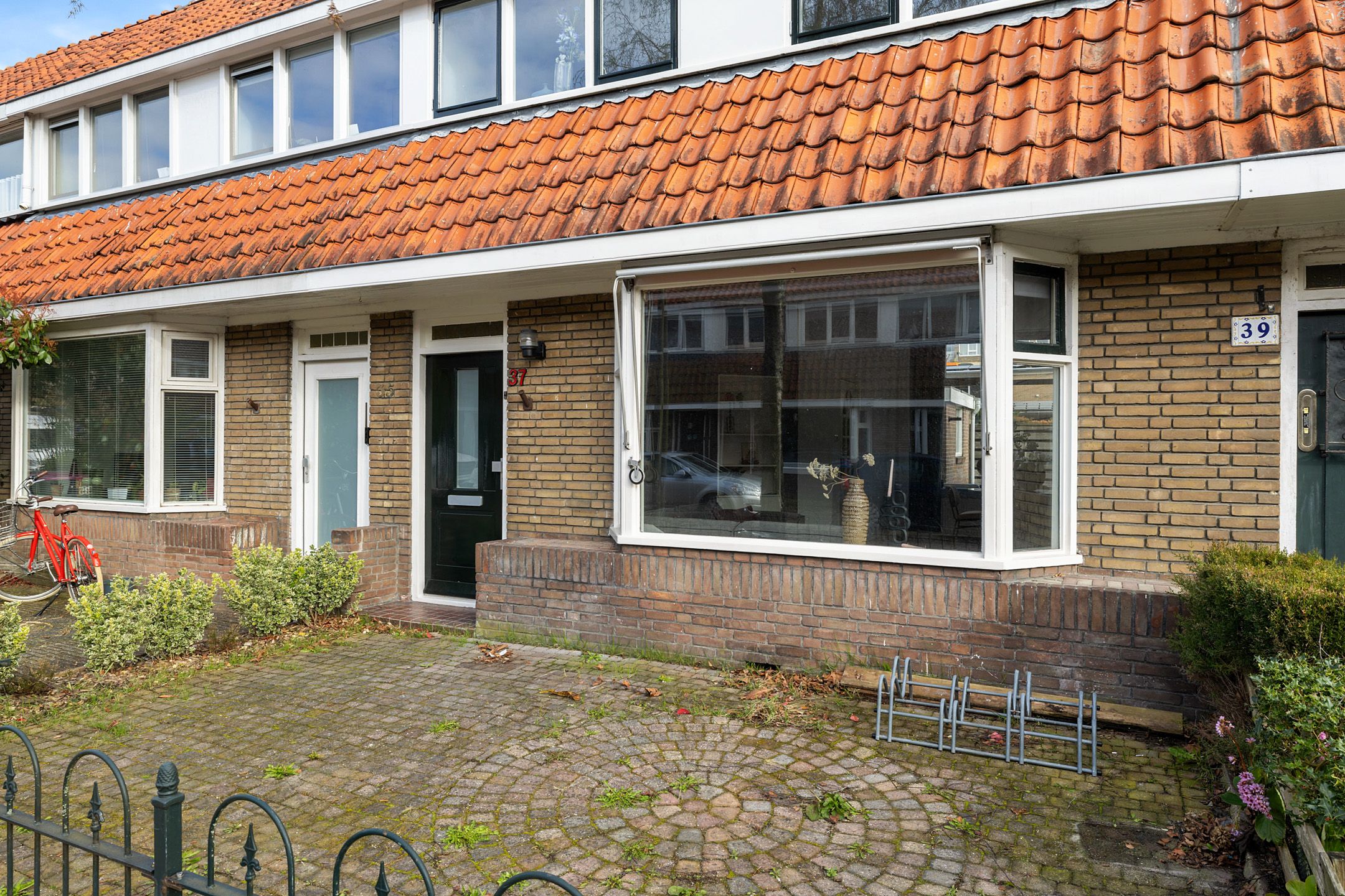 Foto 42 van Bijenhofstraat 37