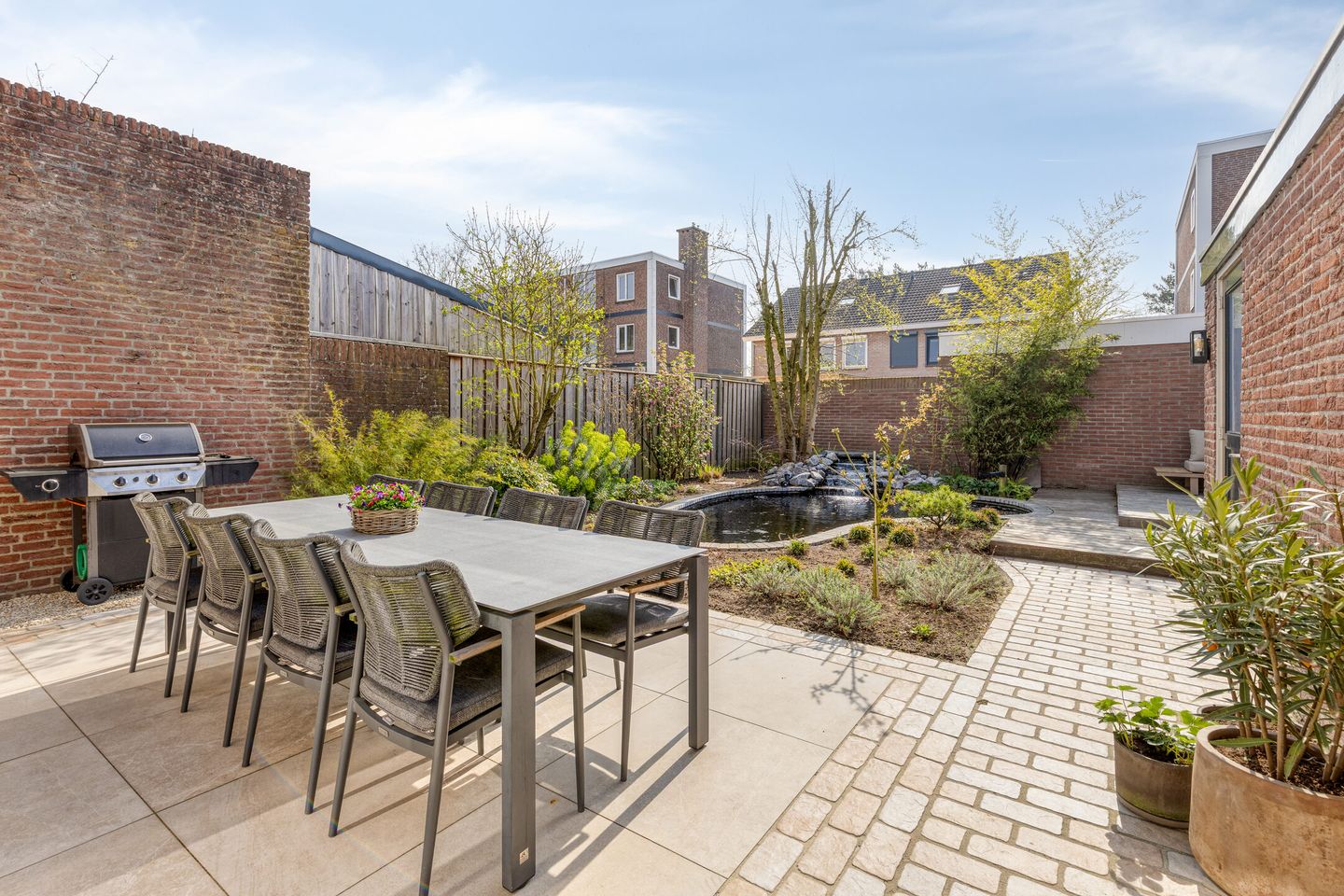Well-Maintained Semi-Detached Home with Garage, Driveway and South-Facing Garden in Oss — 33