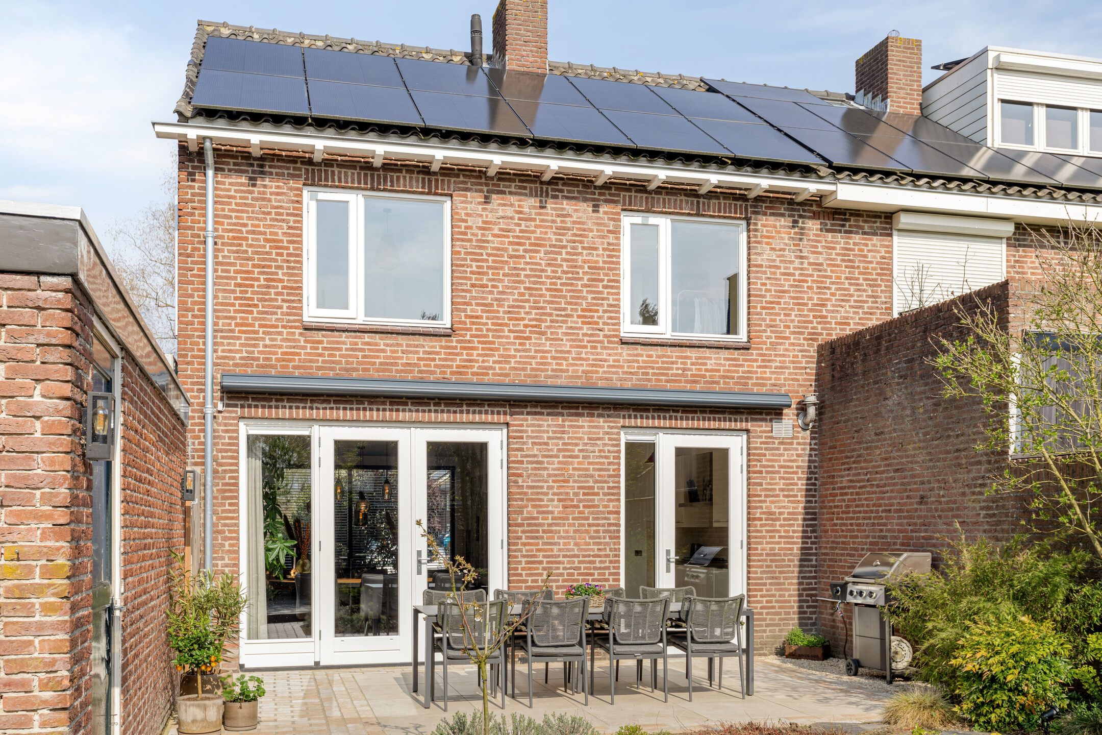 Well-Maintained Semi-Detached Home with Garage, Driveway and South-Facing Garden in Oss — 41