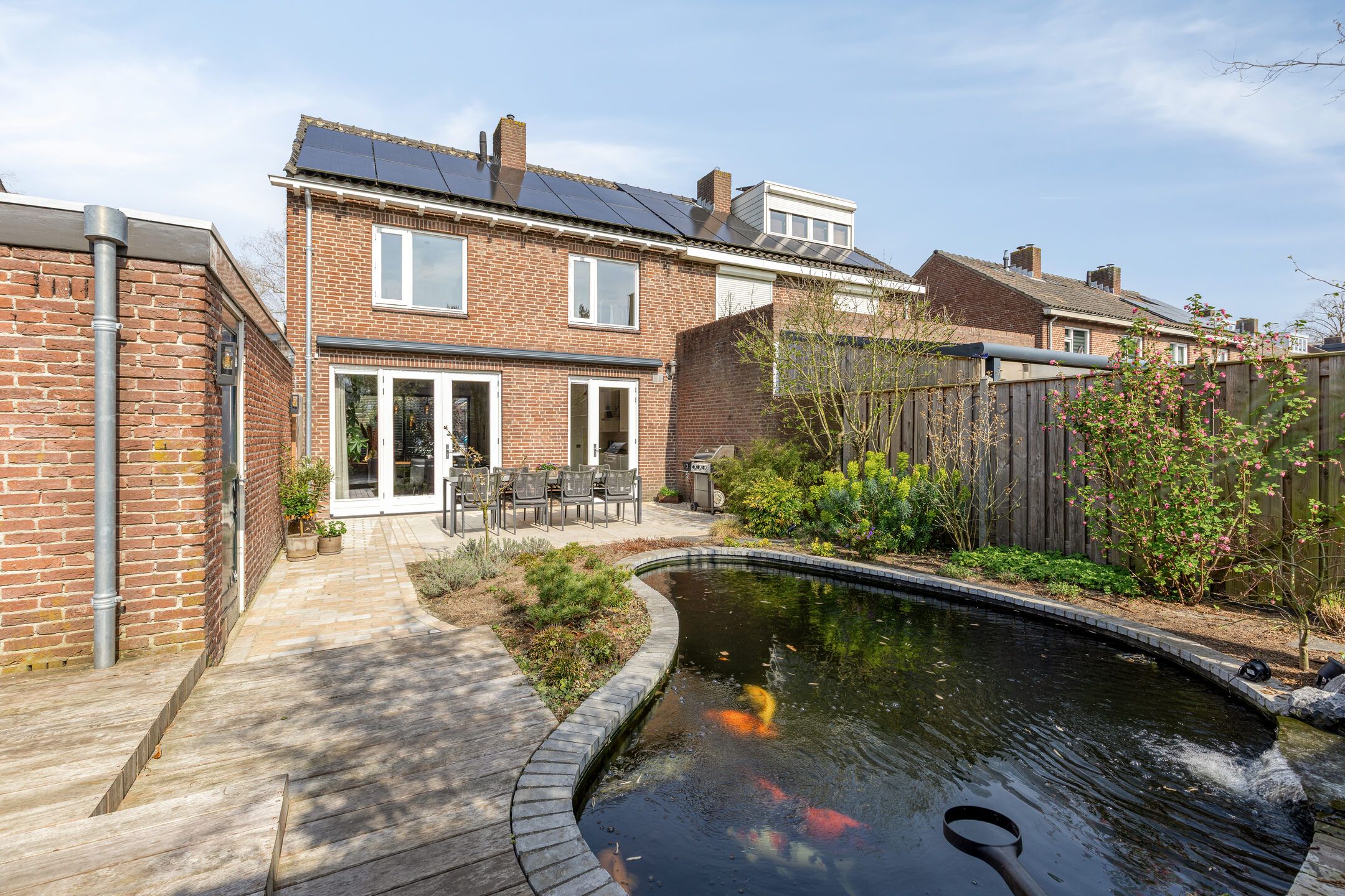 Well-Maintained Semi-Detached Home with Garage, Driveway and South-Facing Garden in Oss — 38