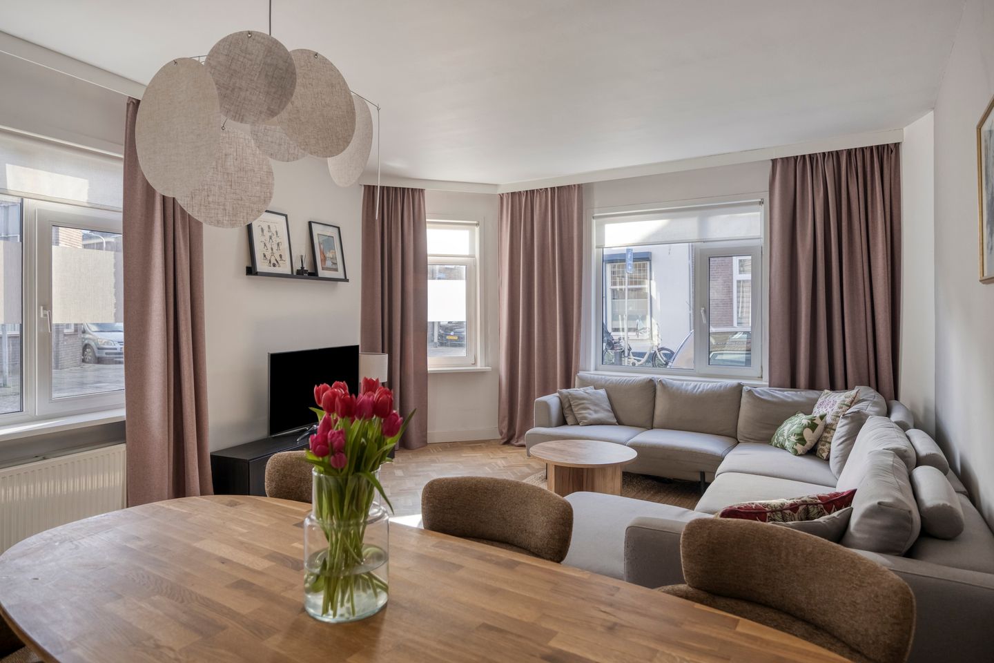 Charming Move-in Ready End Terrace Home Near Tilburg City Center — 12