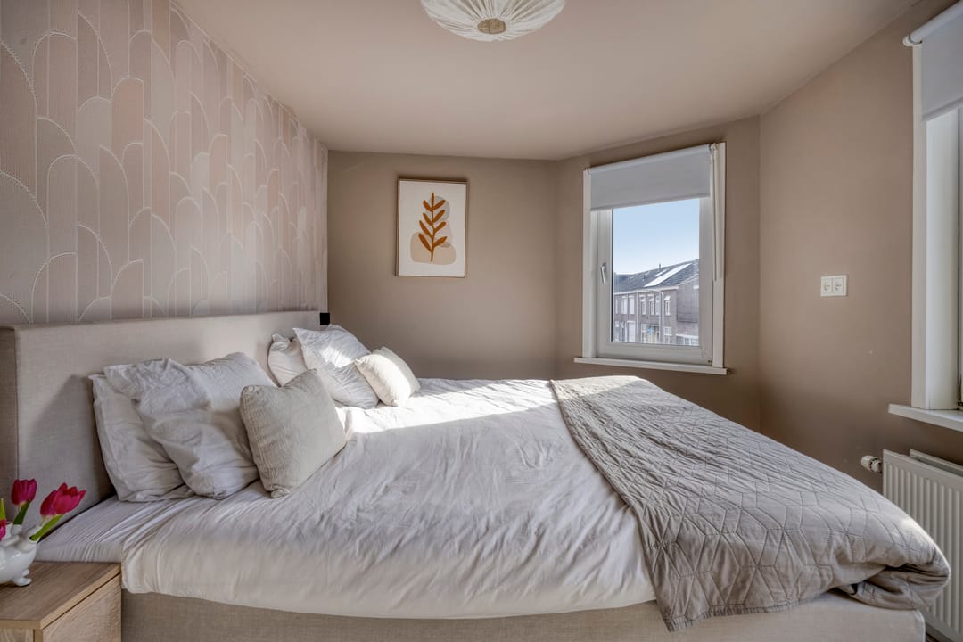 Charming Move-in Ready End Terrace Home Near Tilburg City Center — 29