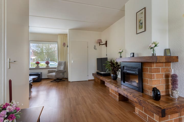 Tussenwoning te koop: Farniastate 15, Leeuwarden