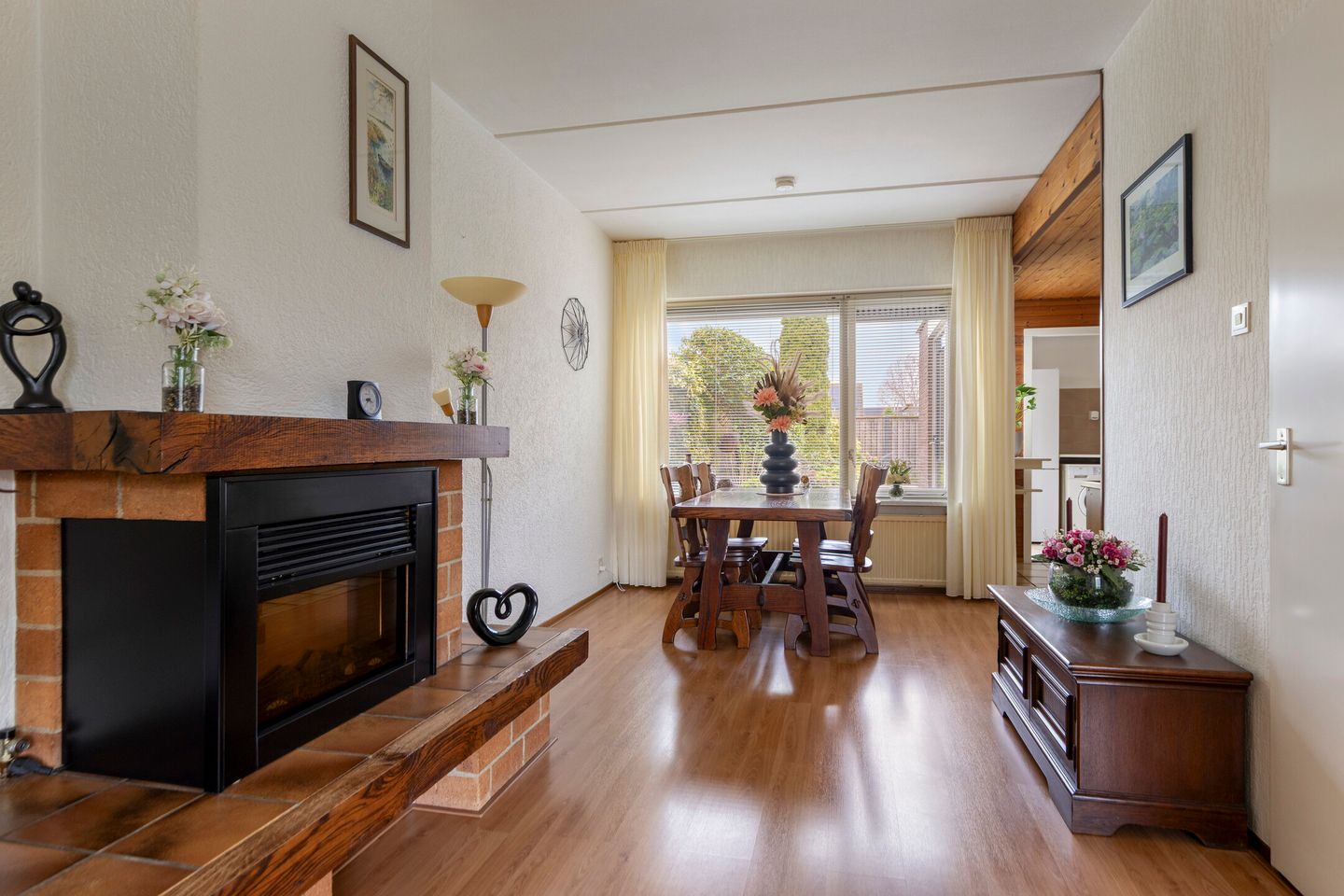 Foto 10 van Farniastate 15