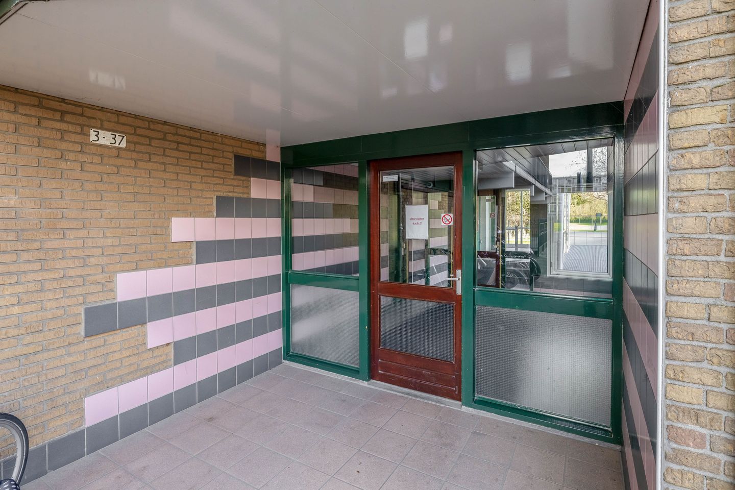 Foto 5 van van der Waalsstraat 25