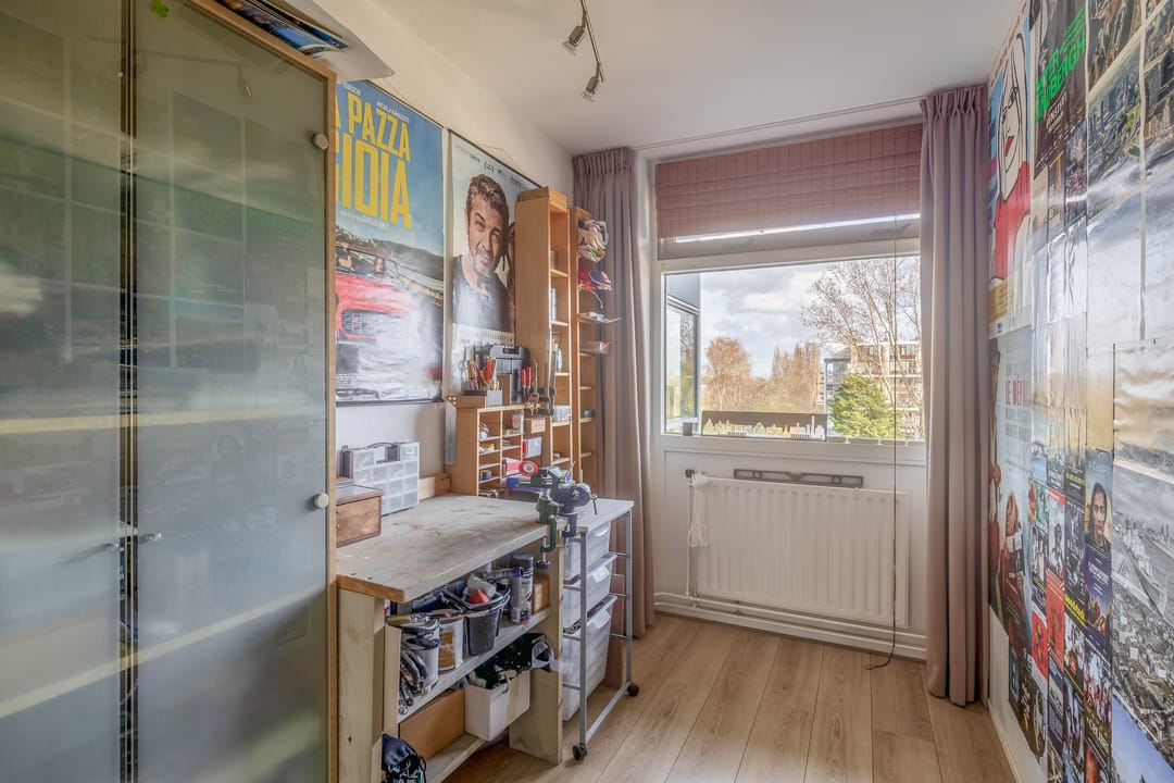 Foto 32 van van der Waalsstraat 25