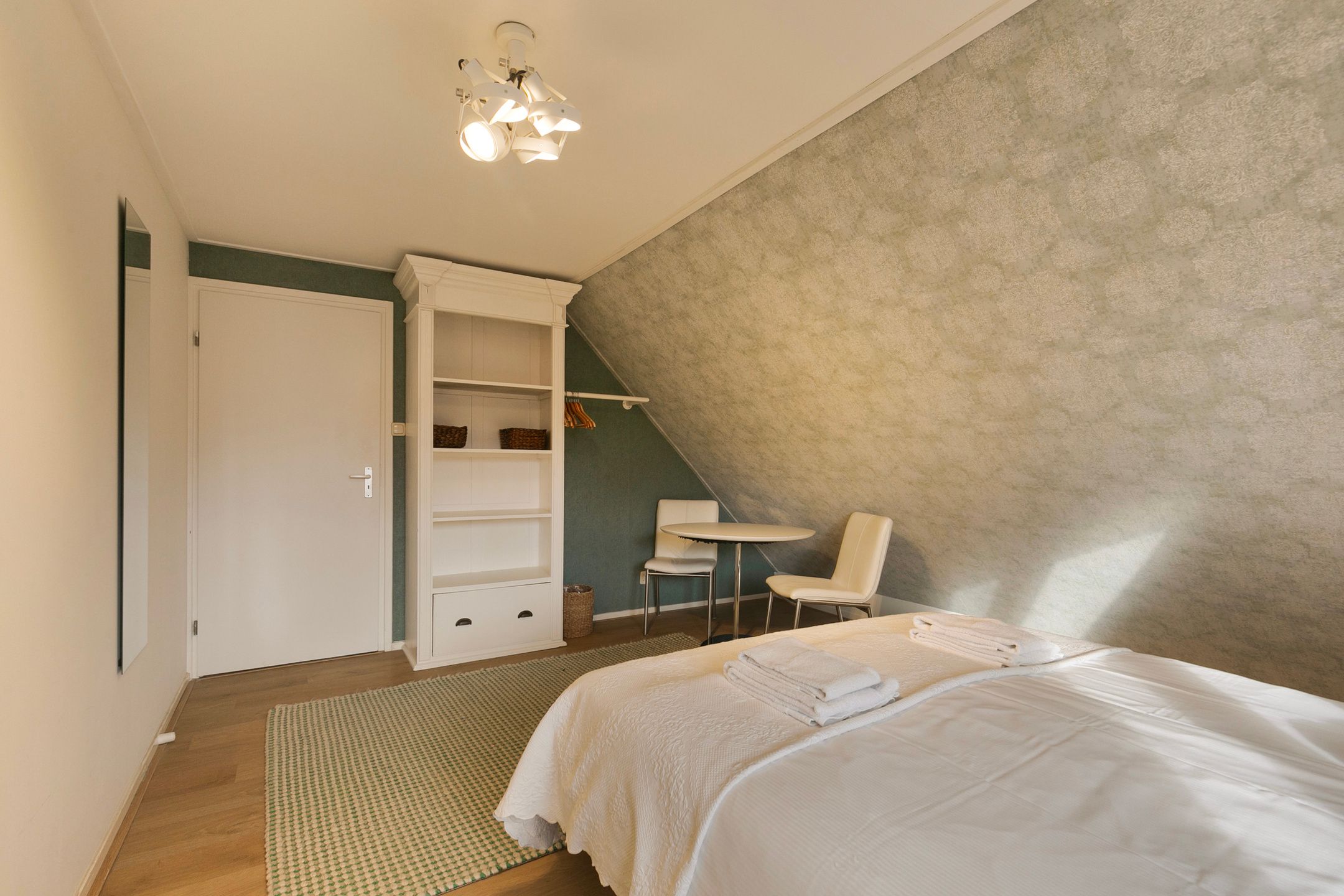 Foto 33 van Jhr. de Casembrootplein 23