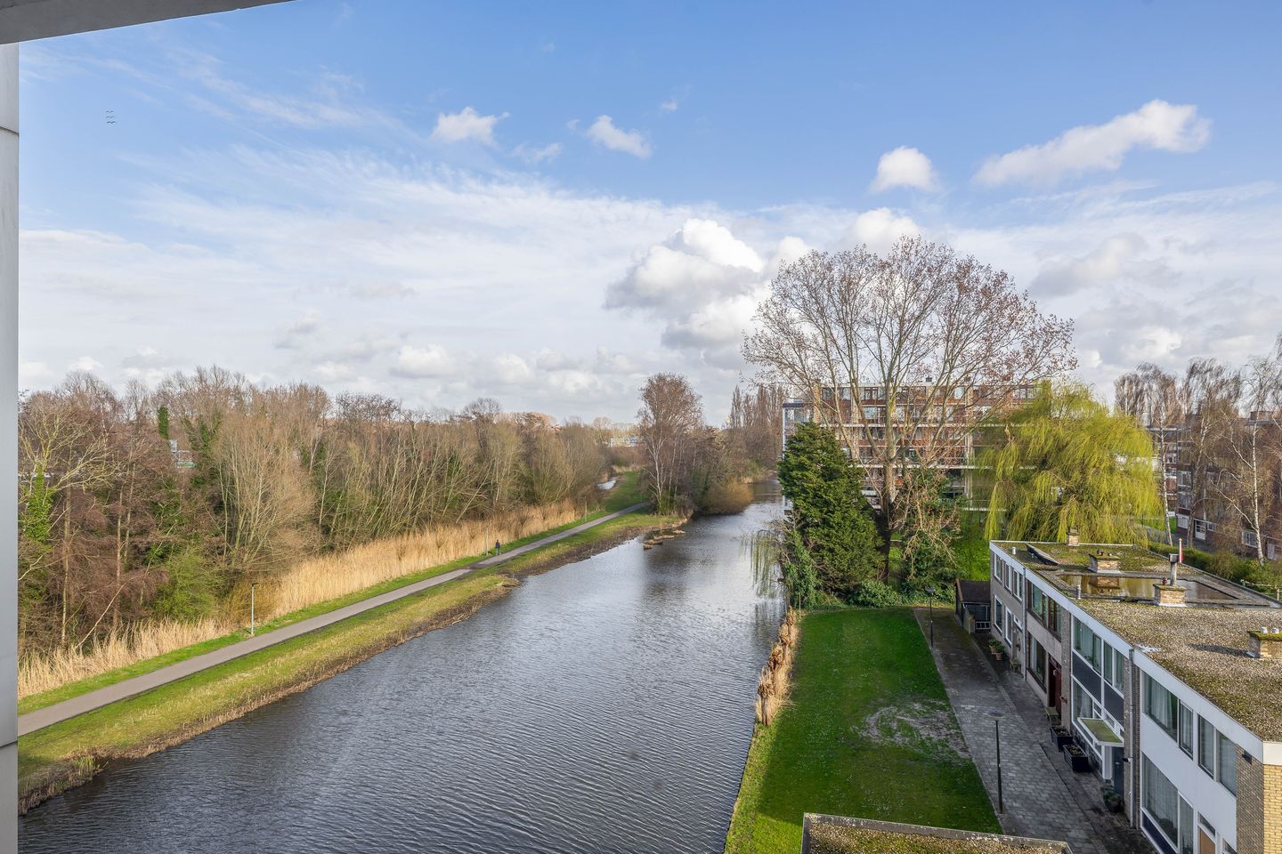 Foto 40 van van der Waalsstraat 25