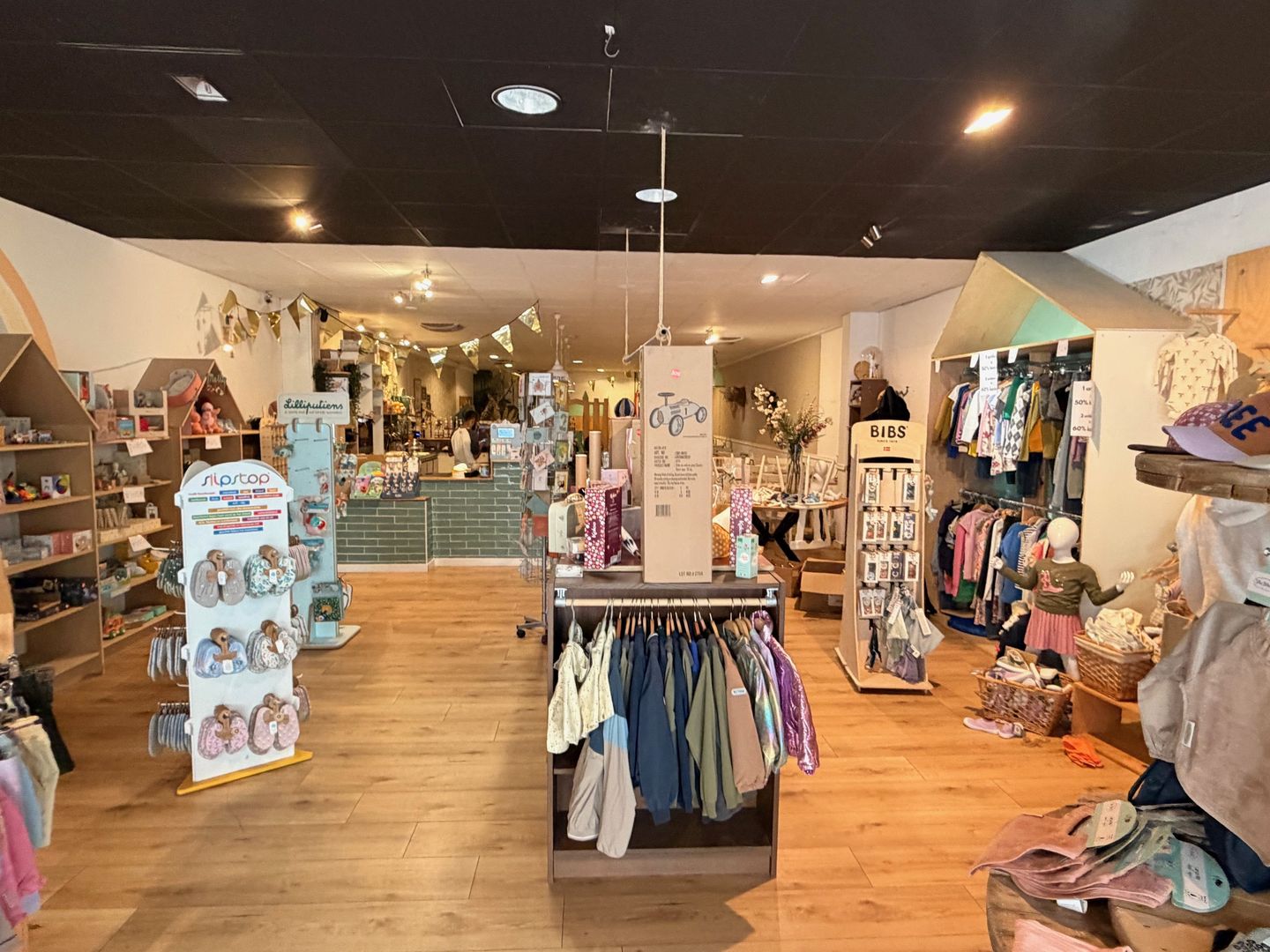 View photo 3 of Raadhuisstraat 412