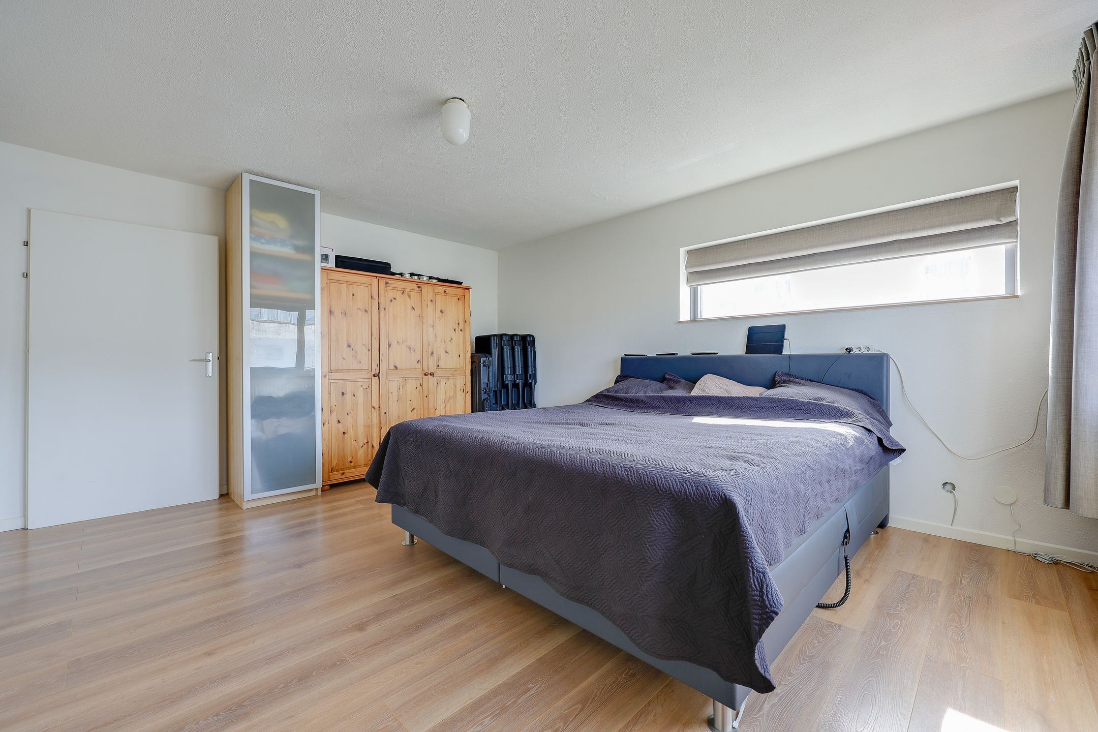 Photo 24 of E. du Perronstraat 35