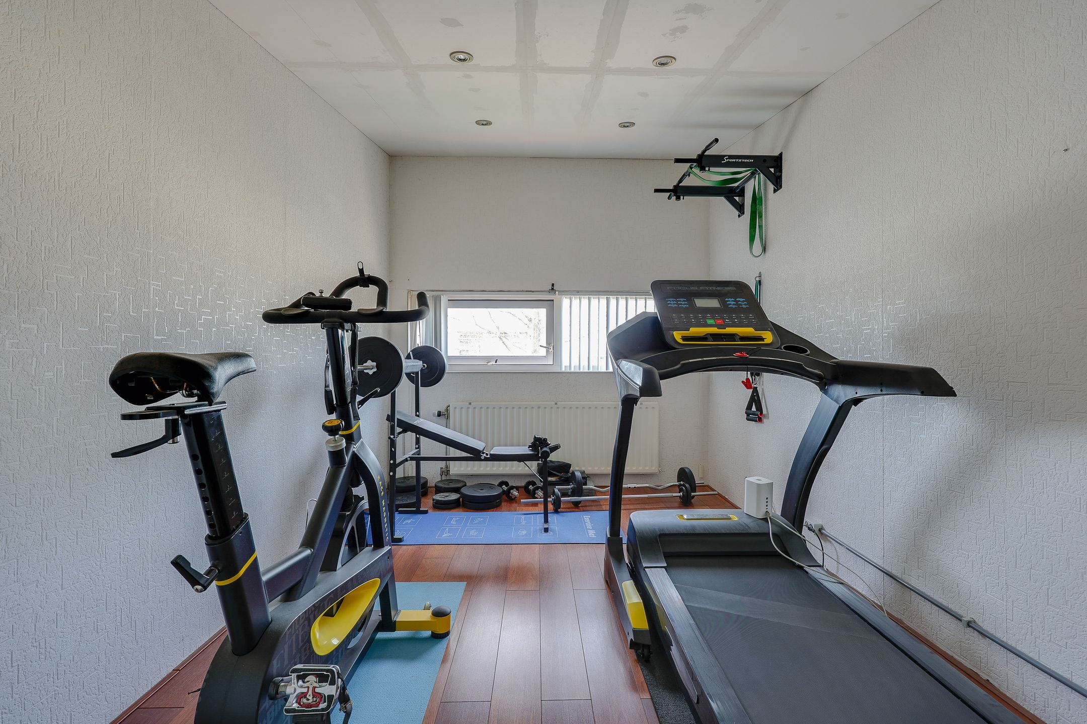 Photo 30 of E. du Perronstraat 35