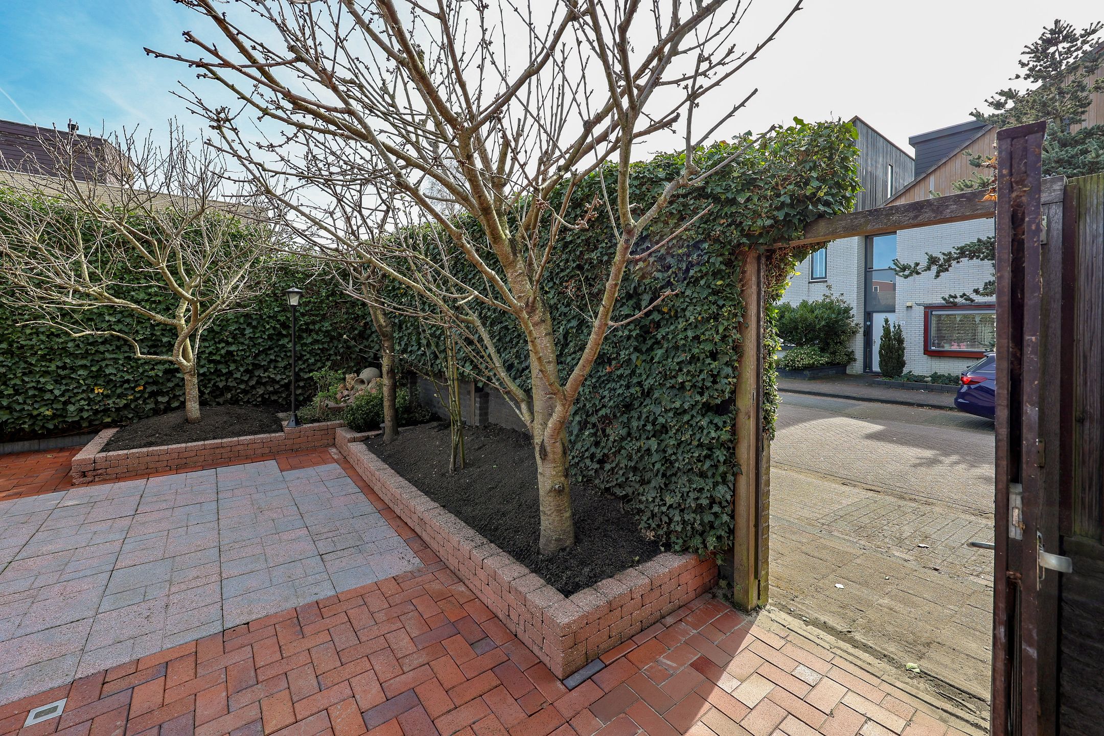 Photo 39 of E. du Perronstraat 35