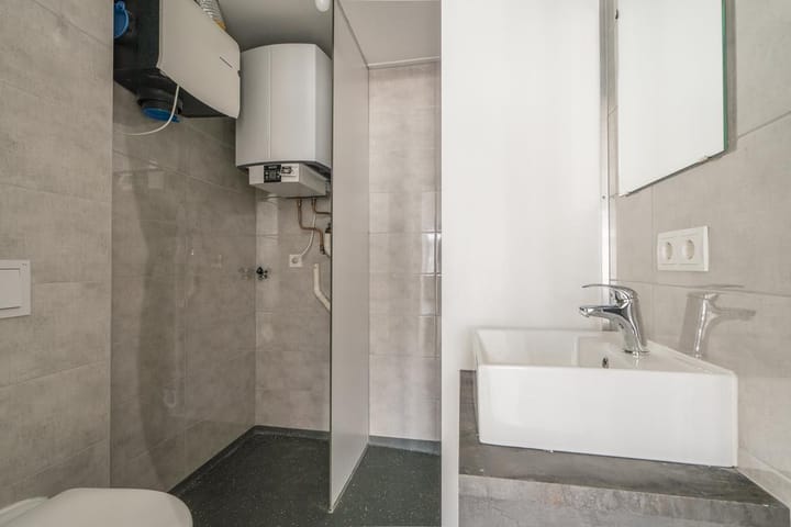 Photo 5 of Carolieweg 2-A