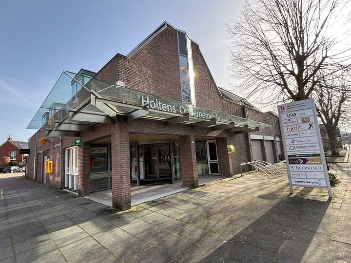 Oranjestraat 10, Holten