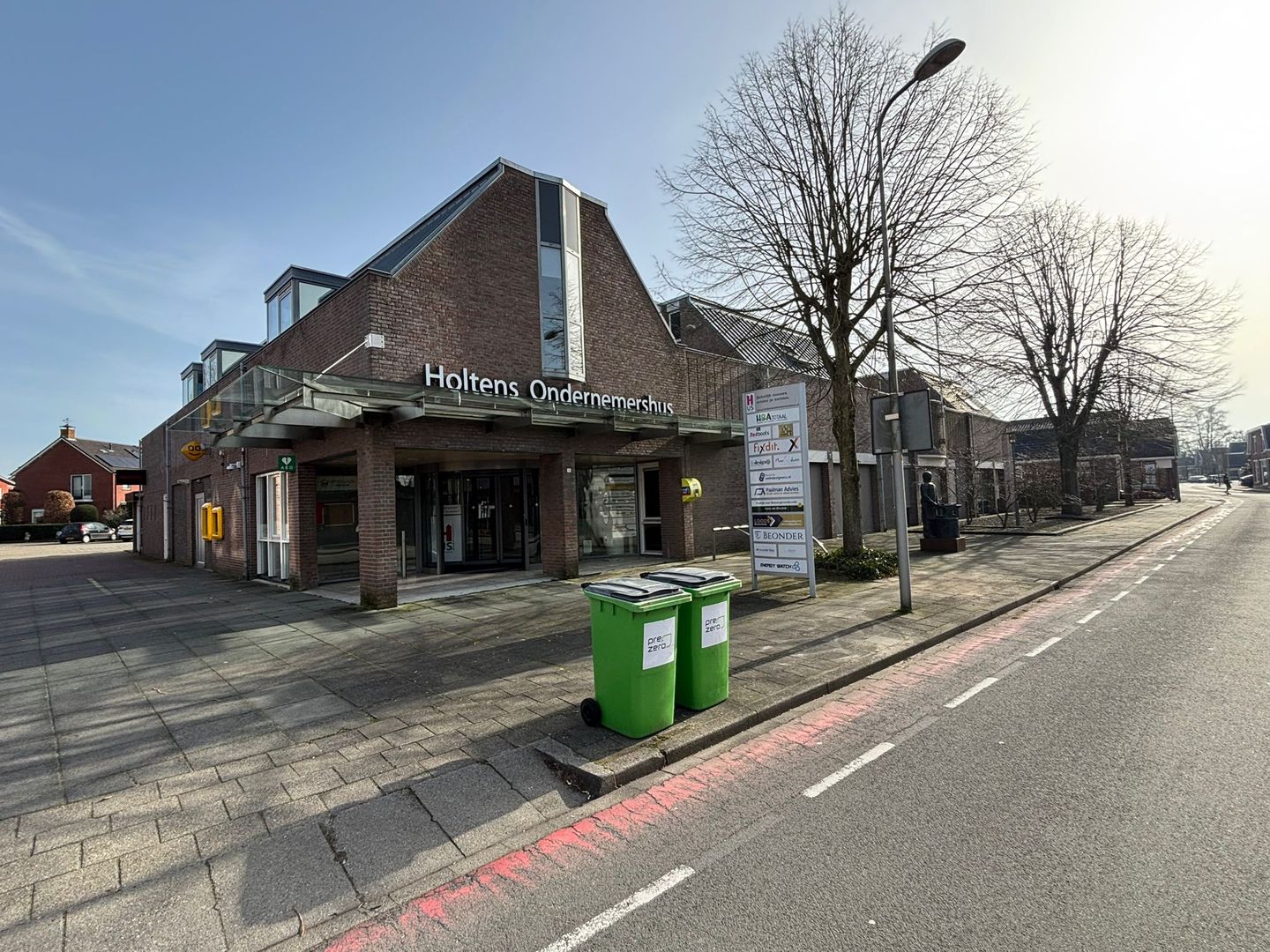 View photo 2 of Oranjestraat 10