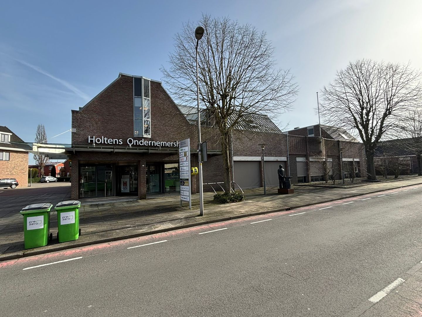 View photo 4 of Oranjestraat 10