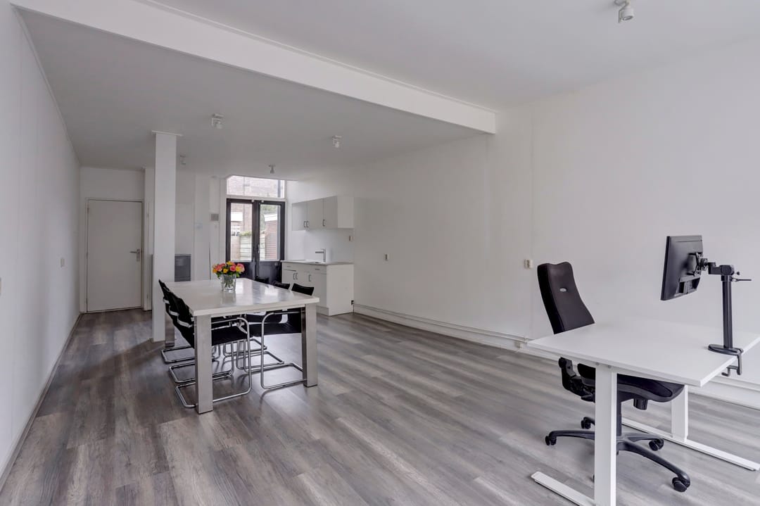 Photo 8 of Emmastraat 134
