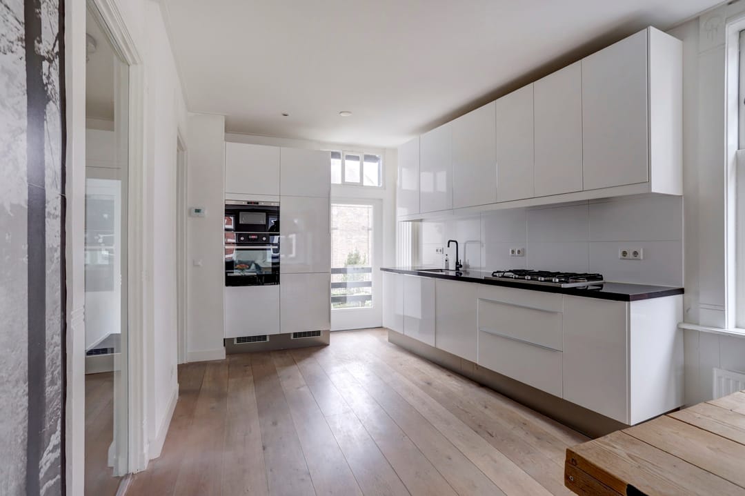 Photo 17 of Emmastraat 134