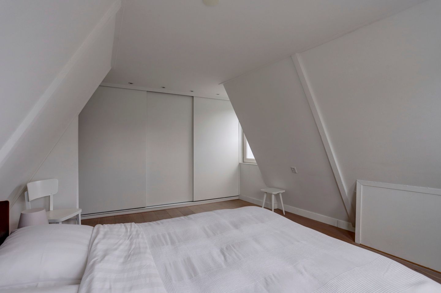 Photo 35 of Emmastraat 134