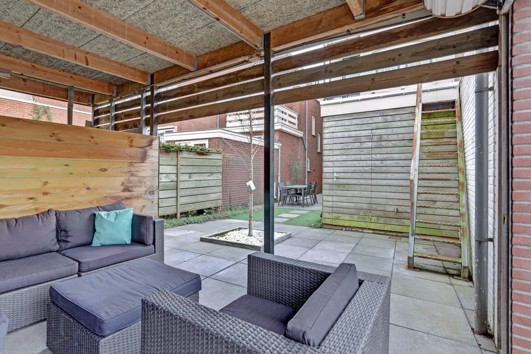 Photo 43 of Emmastraat 134