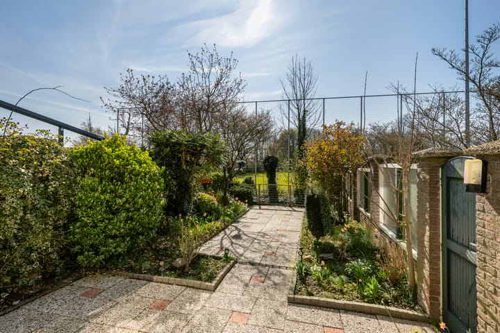 Foto 2 van Leeuwerik 113