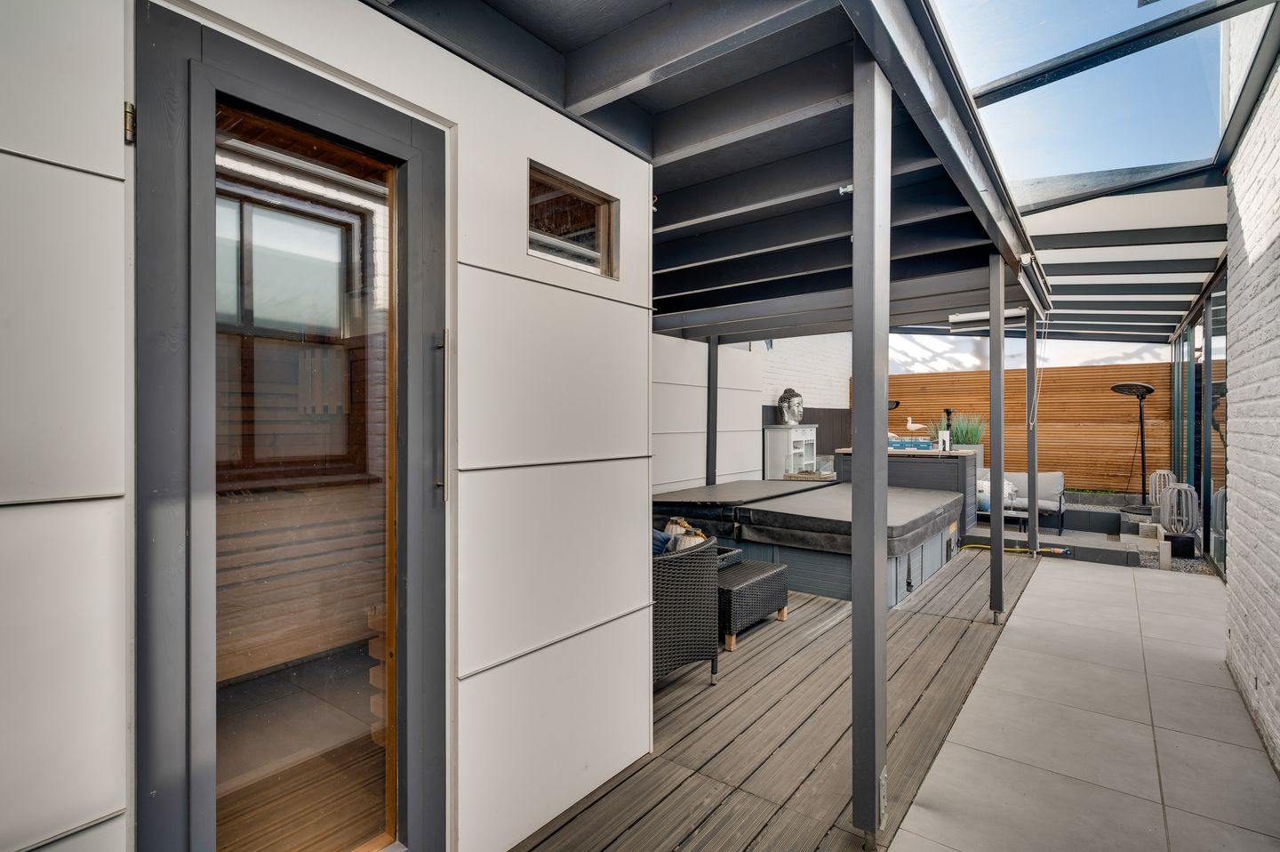 Foto 19 van Wethouder Meertensstraat 9