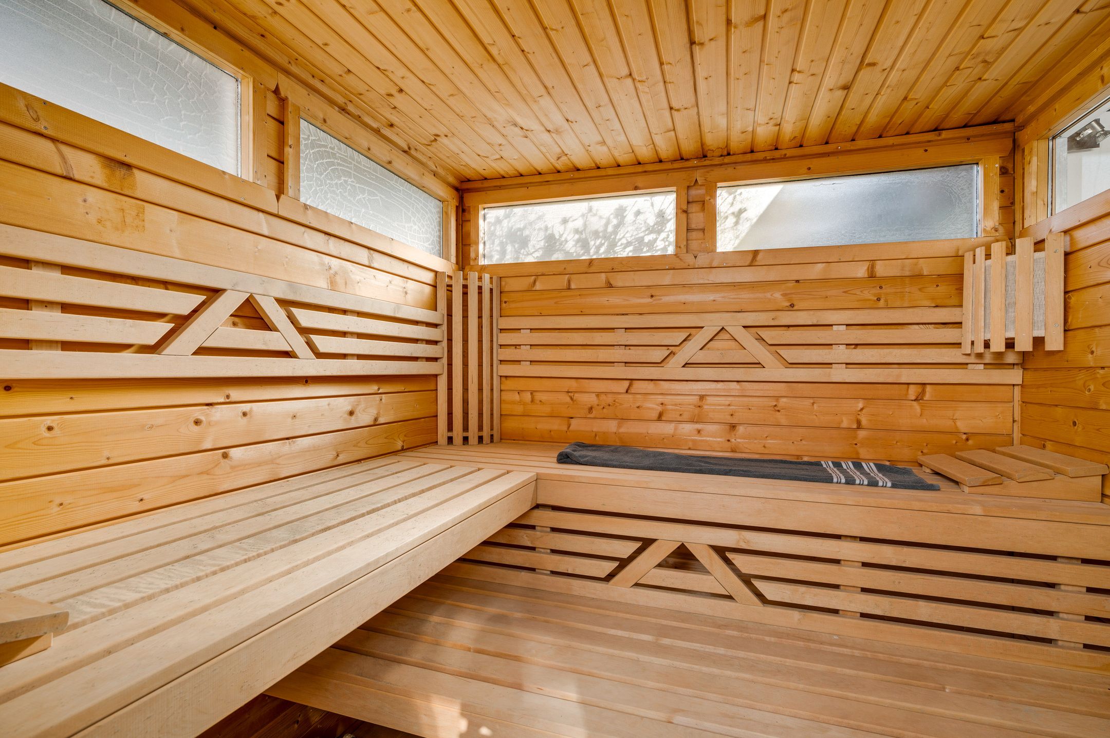 Foto 21 van Wethouder Meertensstraat 9