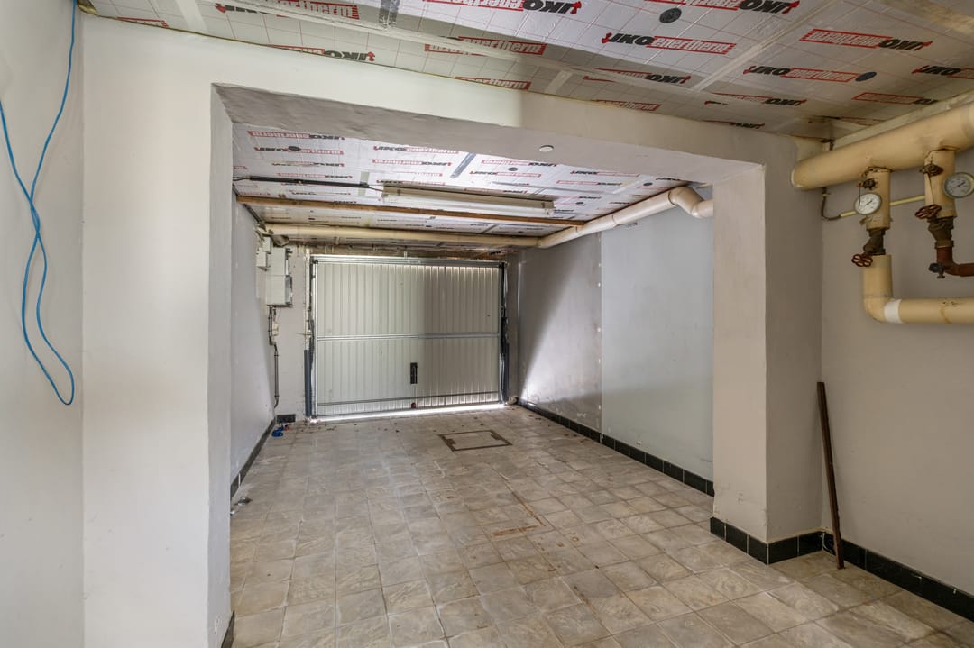 Photo 22 of Einde 88