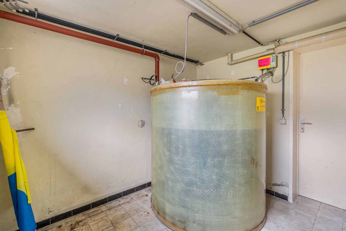 Photo 20 of Einde 88