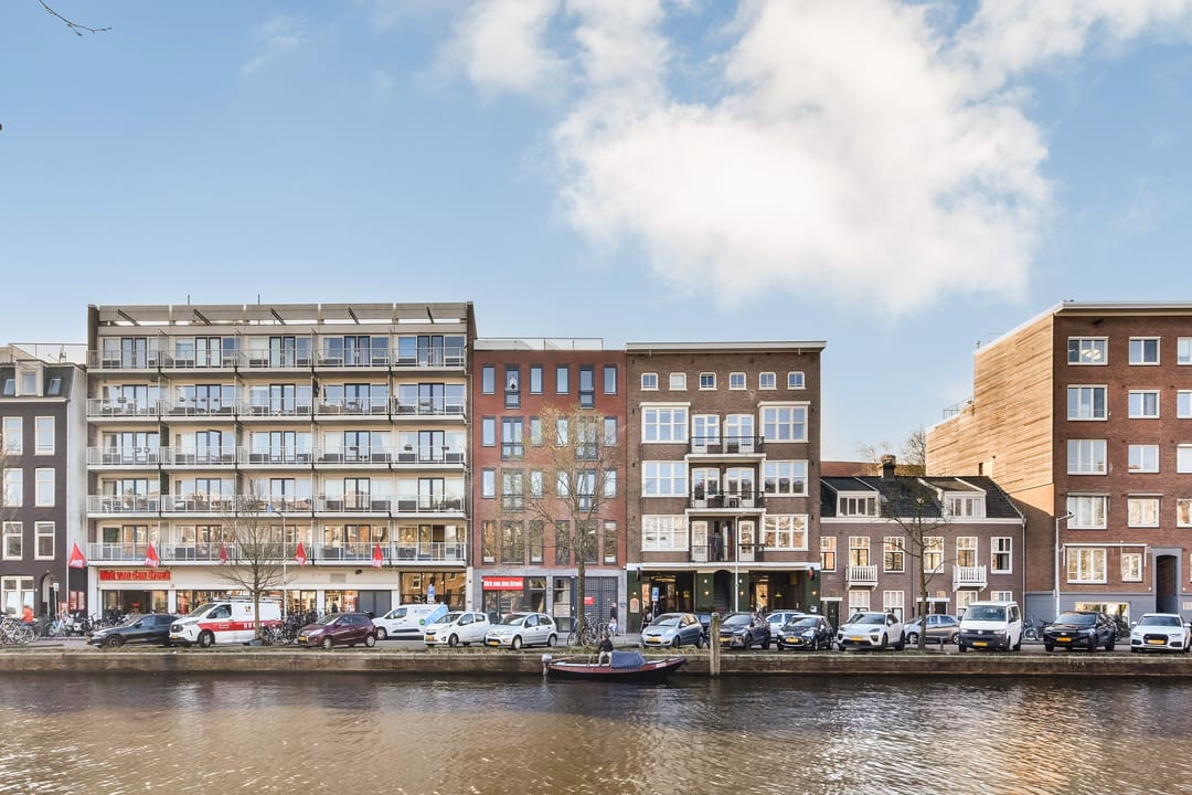 Apartment with terrace and water view in Amsterdam-West — 16